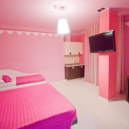 Hotel Leonardo Cesenatico Esterno foto