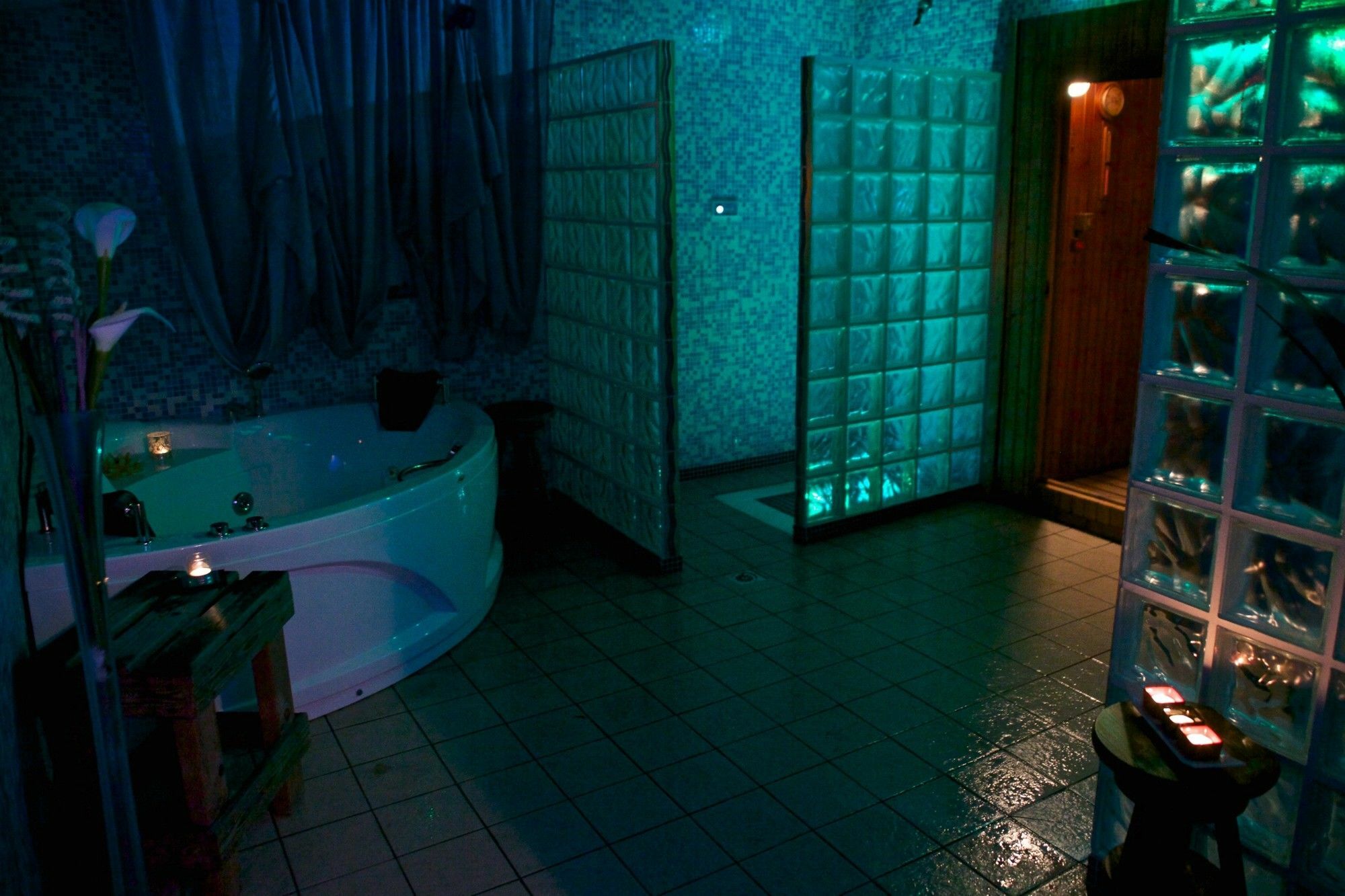 Hotel Leonardo Cesenatico Esterno foto