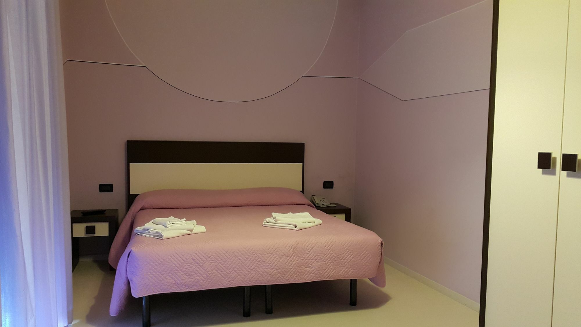 Hotel Leonardo Cesenatico Esterno foto