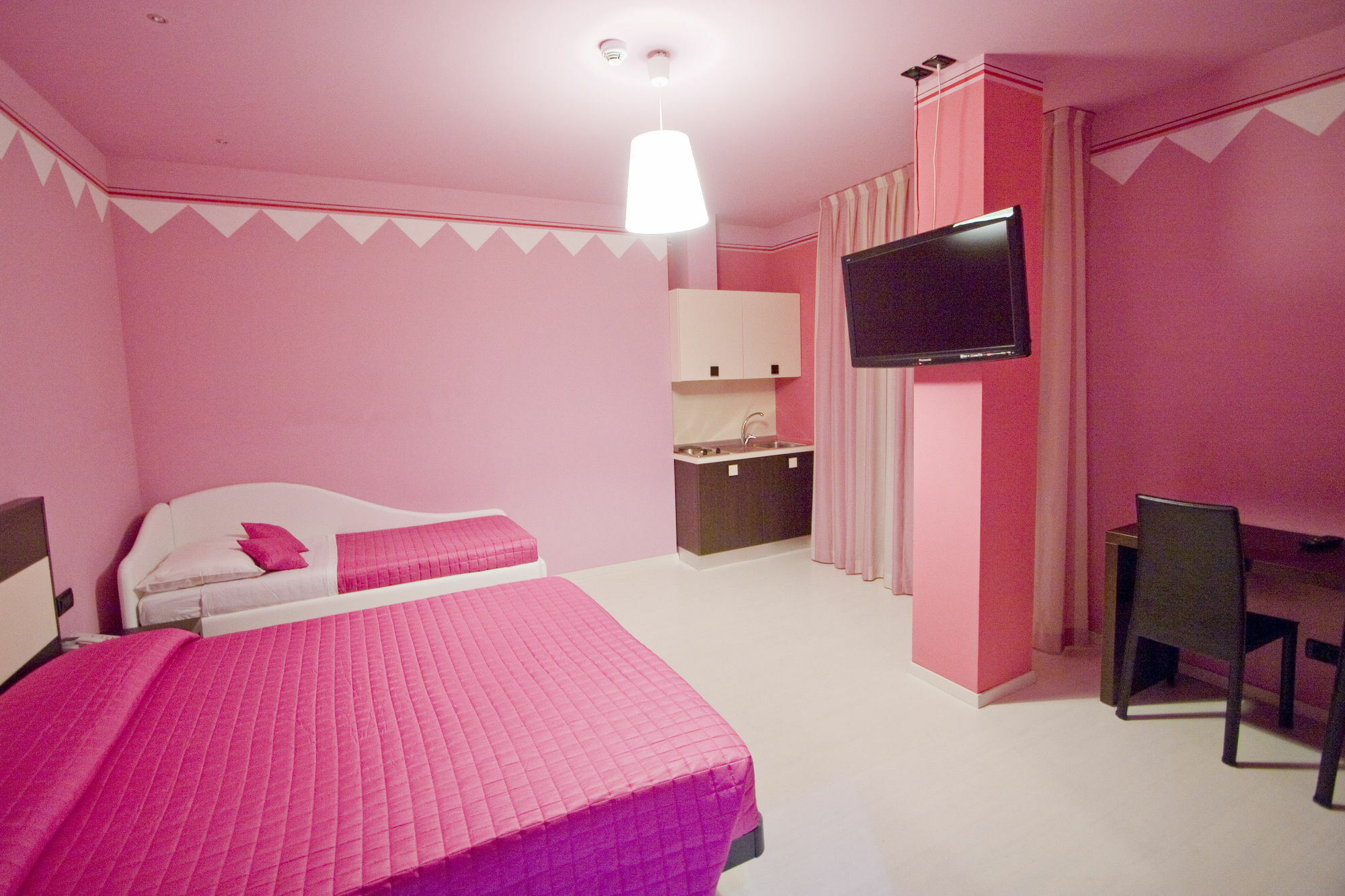 Hotel Leonardo Cesenatico Esterno foto
